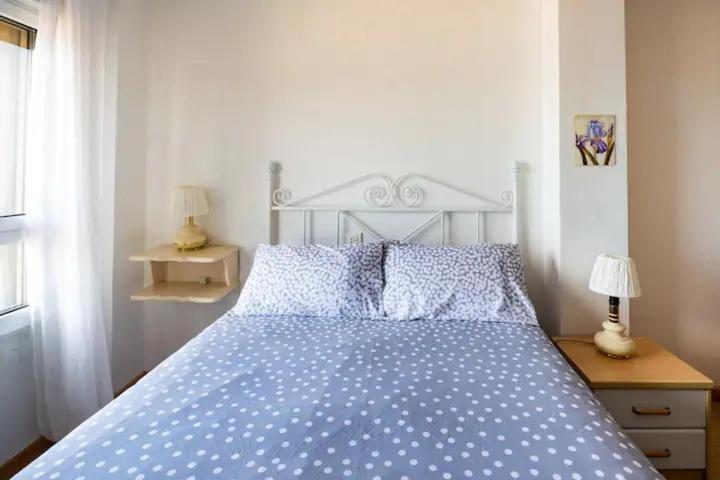Apartamento Ezcurdia 22 Playa De San Lorenzo Primera Linea Хихон Екстериор снимка